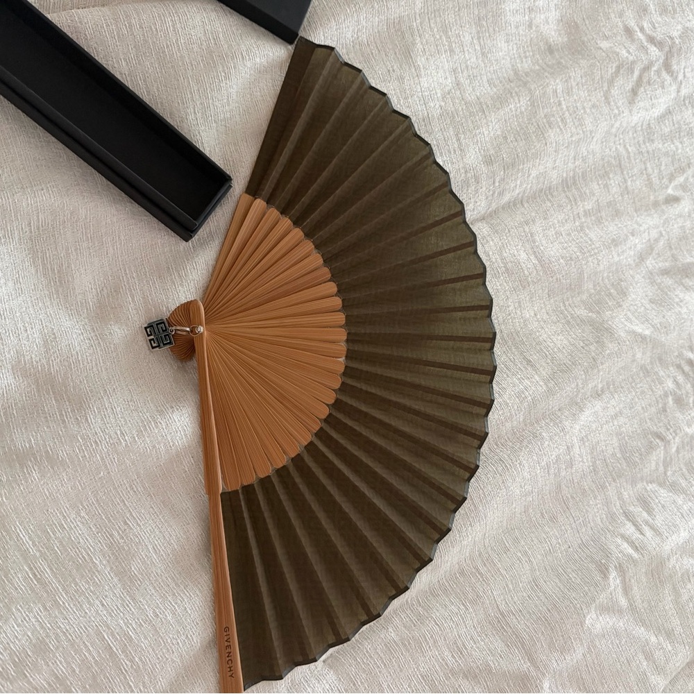 NEW Givenchy Logo Patterned Fan